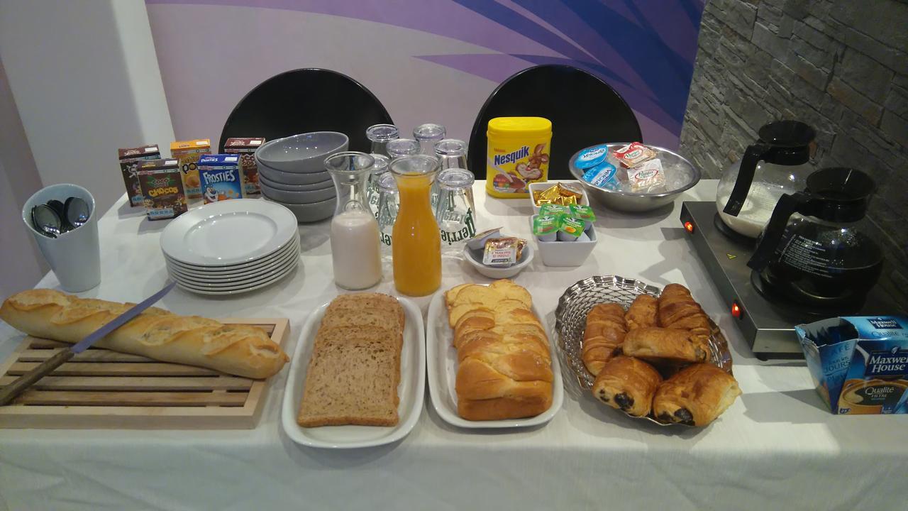 فندق Saint-Sauveur في  Chez Maxim المظهر الخارجي الصورة